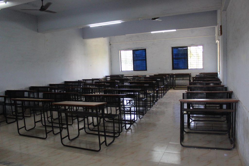 Class Rooms, Tutorial Rooms – R. H. Sapat College Of Engineering 